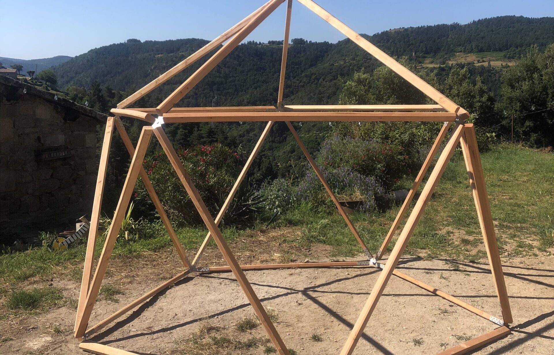 Magidôme, un dôme simple a monter.